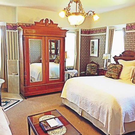 Churchill Manor Napa Extérieur photo